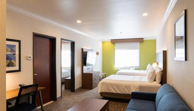 Photo – Holiday Inn Express Davis-University Area, an IHG Hotel