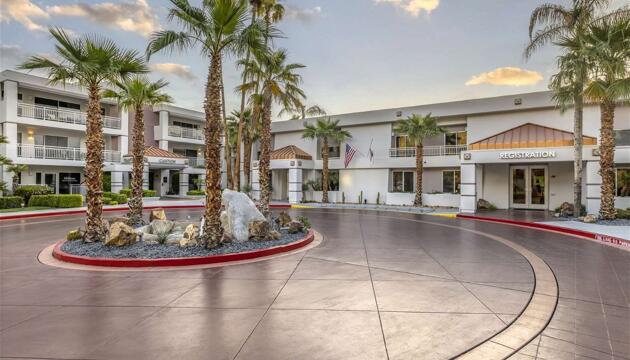 Foto de Hotel Palm Canyon Resort by Diamond Resorts