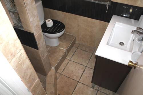 Foto del baño de V.T.V. Edus Apartments
