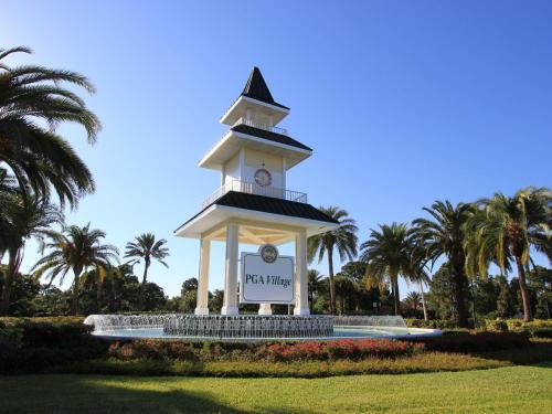 Photo – PGA Village 7 Room Golf Resort Villa by American Vacation Living