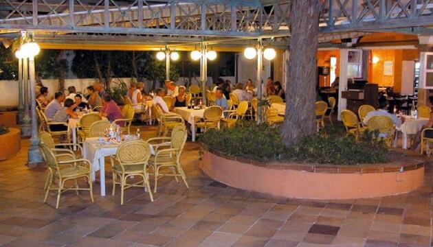 Foto de Hotel Beach Club Font de Sa Cala