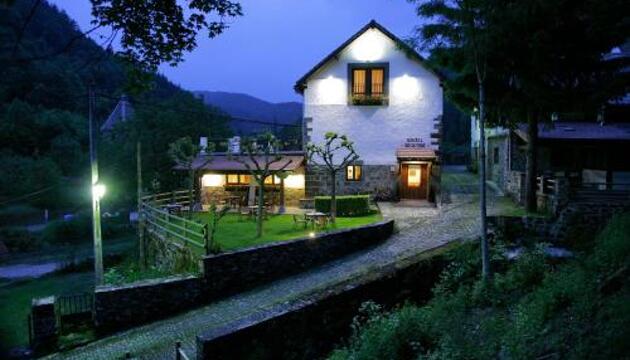 Foto de Hotel Rural Besaro - Selva de Irati