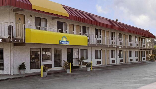 Photo – Hotel Days Inn by Wyndham Fresno South