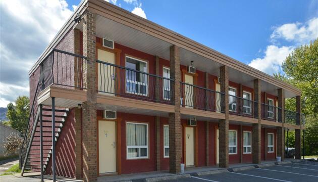 Photo – Motel Canadas Best Value Inn and Suites Fernie