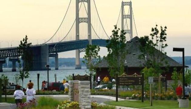 Photo – Hotel Breakers Resort - Lakeside