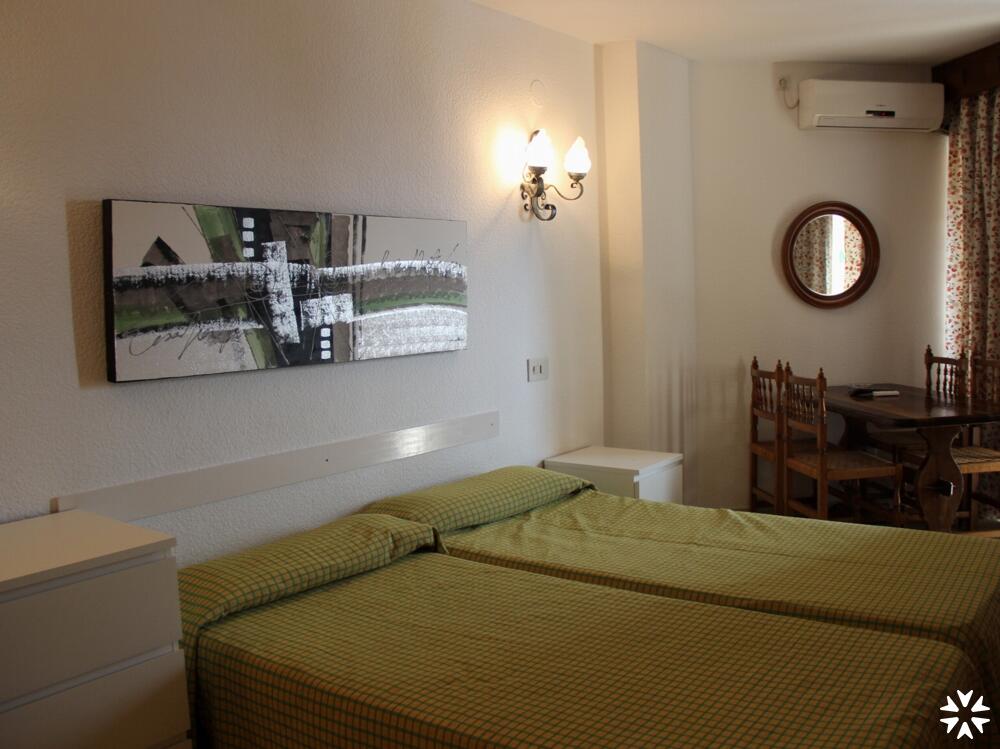 Foto de una habitación de Apartamentos Apal Chinasol