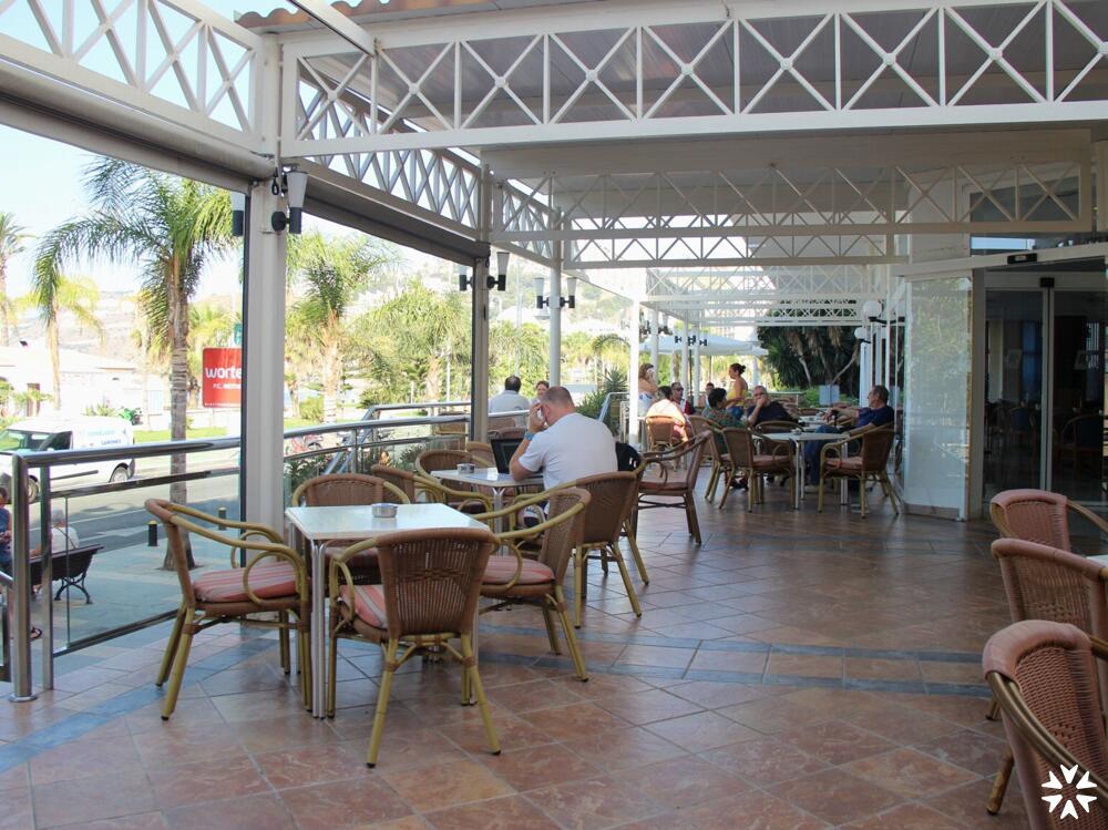 Foto de restauración de Hotel Helios Costa Tropical