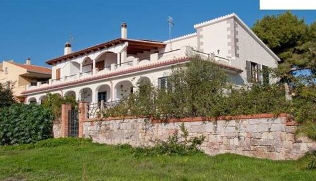 Photo – Apartments Trilocale Margine Rosso
