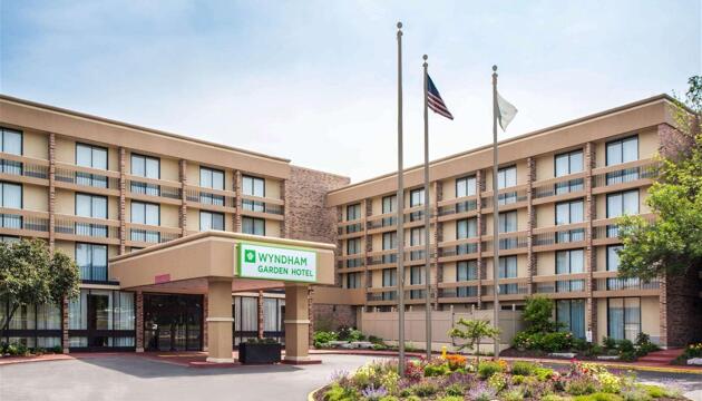 Photo – Hotel Wyndham Garden Schaumburg Chicago Northwest