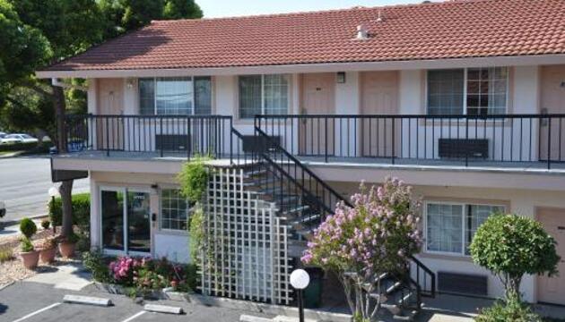 Photo – Hotel Morgan Hill Inn