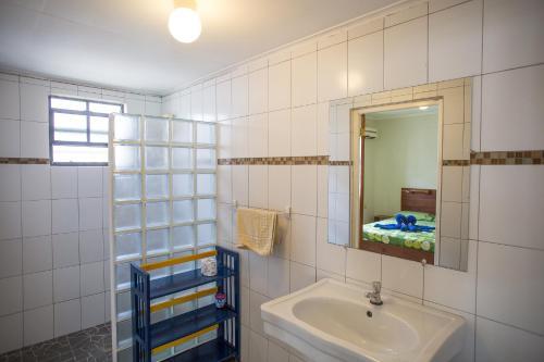 Bathroom – The Dive Hut