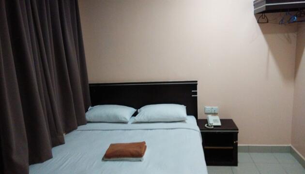 Photo – Hotel Tourist