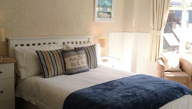 Photo – Bed-and-Breakfast South View Guest House