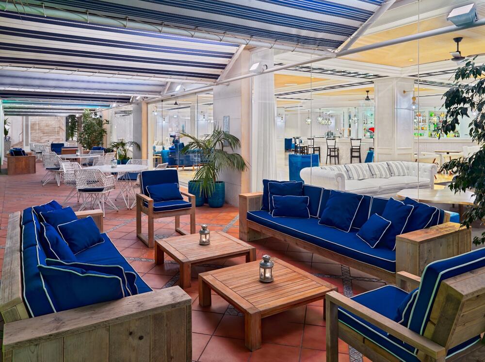 Foto de restauración de Hotel H10 Delfín - Adults Only