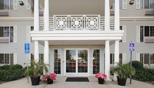 Photo – Hotel Best Western Luxury Inn