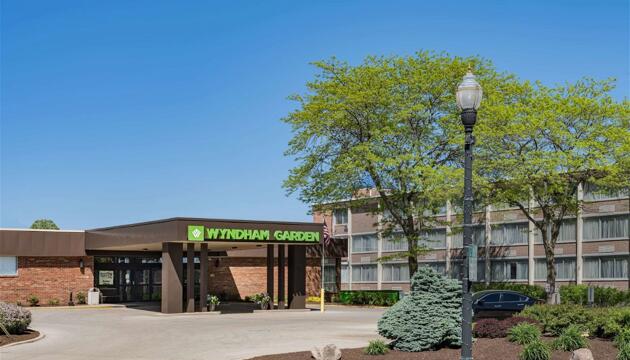 Photo – Hotel Wyndham Garden Kenosha Harborside