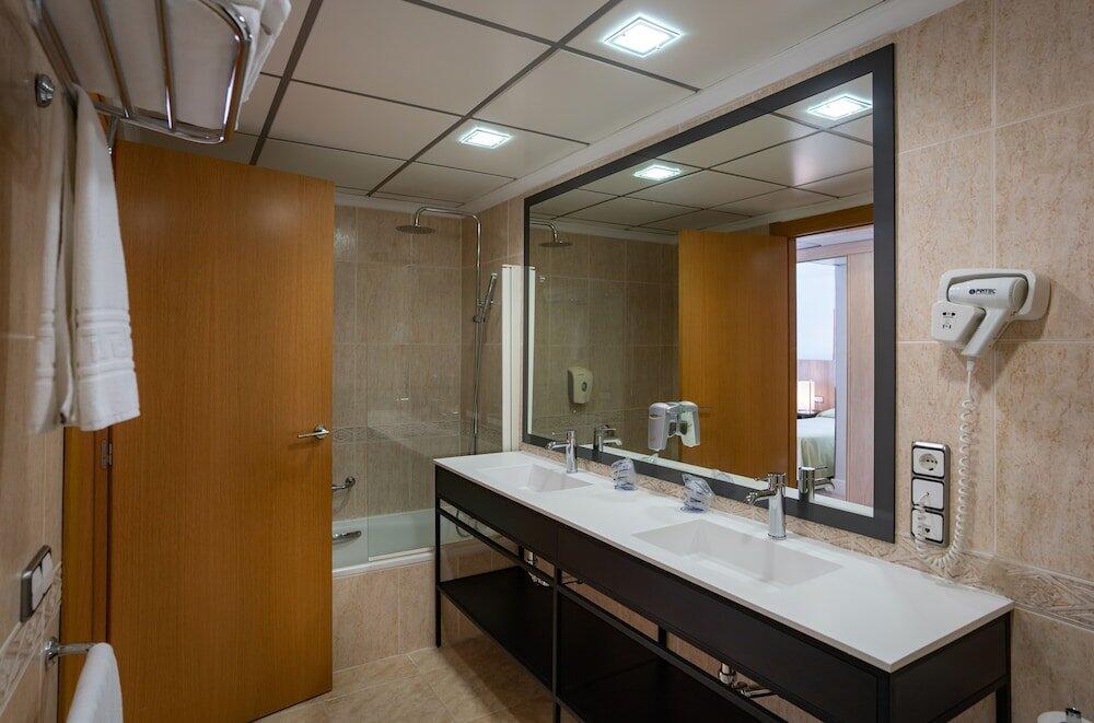 Medplaya Hotel Flamingo Oasis, Benidorm. Desde 110.48