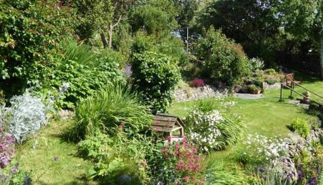 Photo – Stratton Gardens