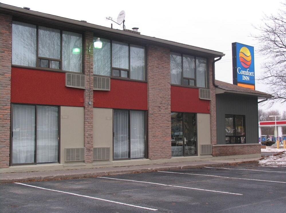 Motel Maple Crest Inn, Kingston. Desde 58.71€ Central de Reservas