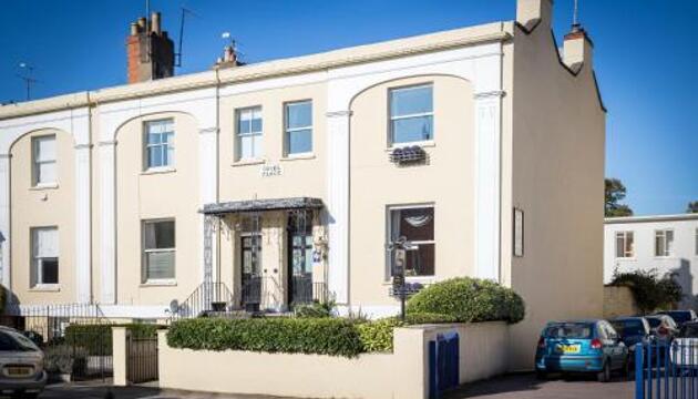 Photo – Crossways Guest House