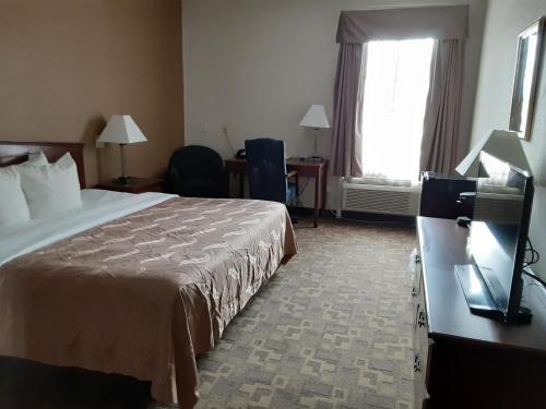 Hotel Quality Inn &amp; Suites Schoharie near Howe Caverns, Schoharie 