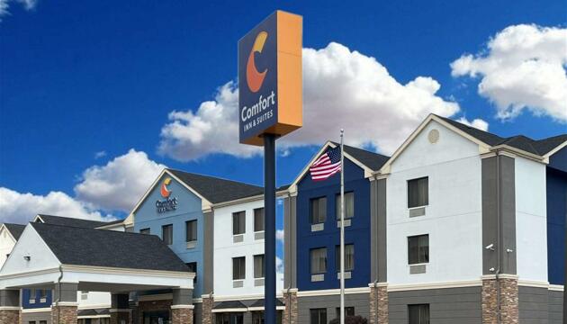 Photo – Hotel Comfort Inn &amp; Suites