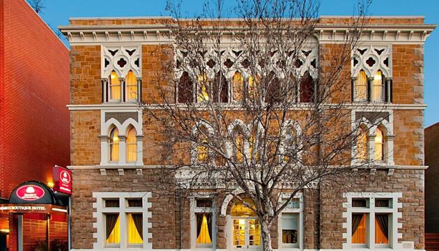 Adelaide Travellers Inn Backpackers Hostel, Adelaide - Reserving