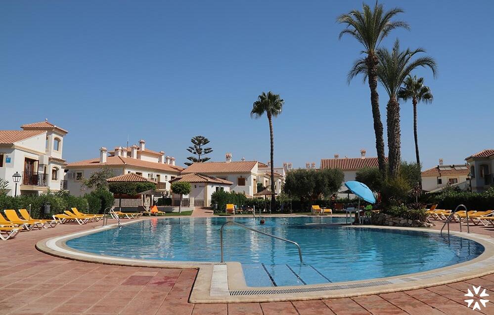 Foto de los servicios de Apartamentos Infinity Beach Resort Vera