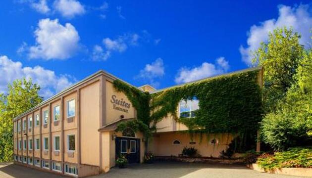 Photo – Hotel Monastery Spa &amp; Suites