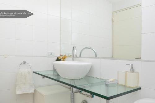 Foto del baño de Bvld. San Juan by Simply Feel at Home