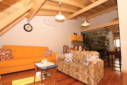 Foto de una habitación de Sao Jorge Apartments &amp;amp; Suites