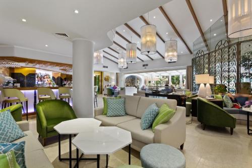Foto de los servicios de Complejo Four Seasons Country Club