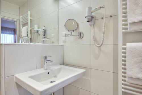 Foto del baño de Thermenhotel Ströbinger Hof