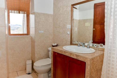 Foto del baño de Hotel El Balcón