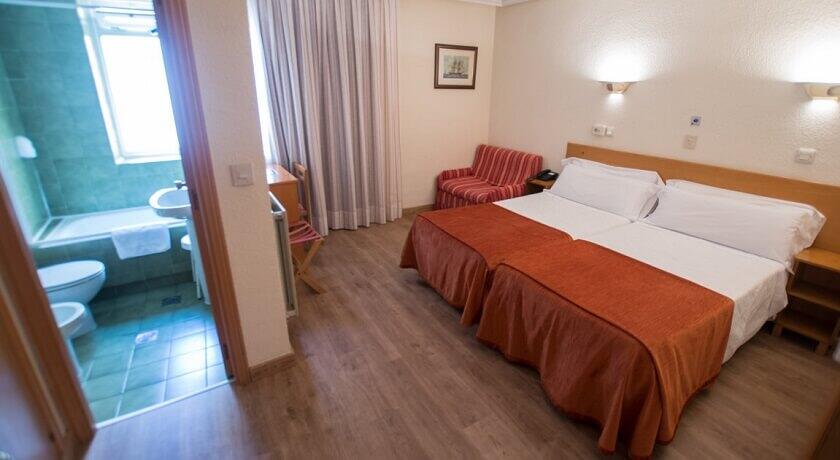 Foto de una habitación de Hotel Colón 27