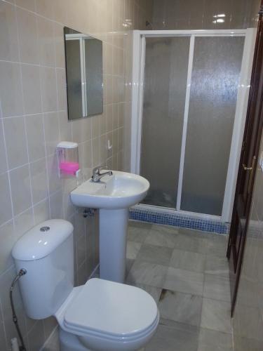 Foto del baño de Babel Hostel Sevilla