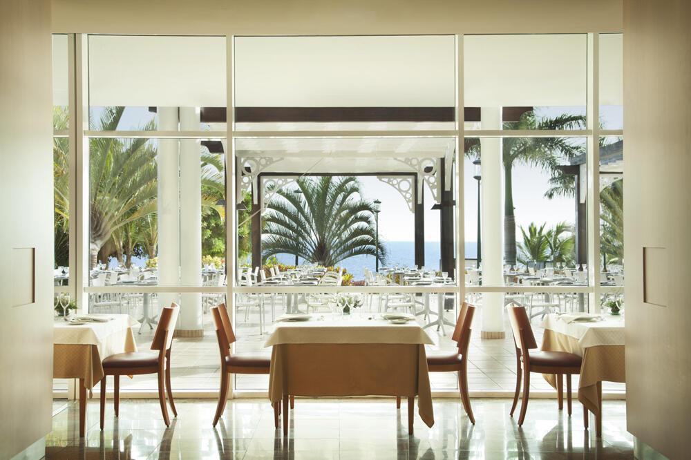 Foto de restauración de Adrián Hoteles Roca Nivaria