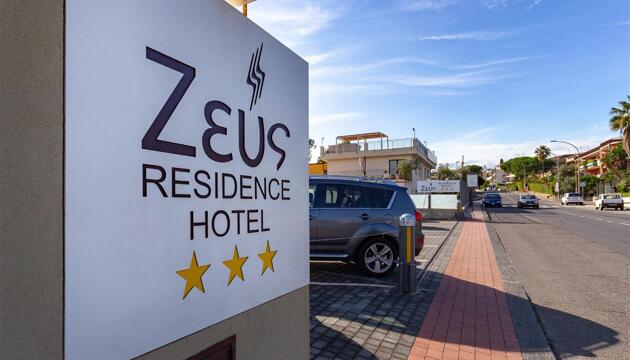 Foto de Zeus Residence Hotel
