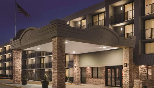 Photo – Hotel Country Inn &amp; Suites by Radisson, Erlanger, KY - Cincinnati Airport