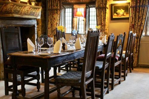 Photo – Holdsworth House Hotel