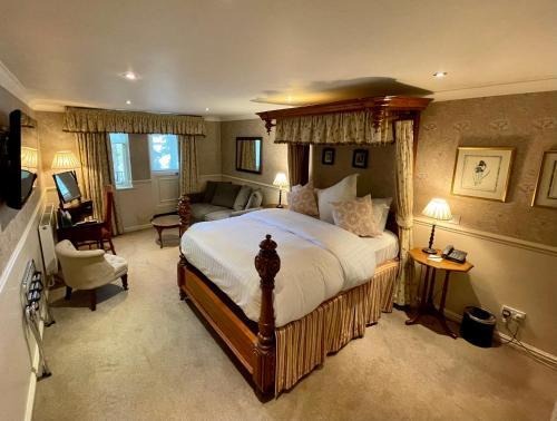 Room – Holdsworth House Hotel