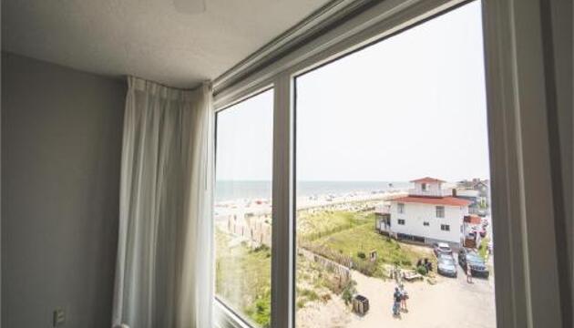 Photo – Surf Club Oceanfront Hotel