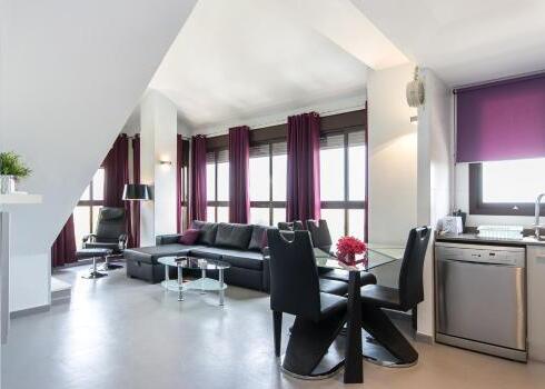 Foto de una habitación de Apartamentos City Beach Lluch