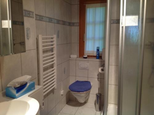 Bathroom – Apartment Oberhäusern