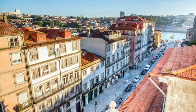 Foto de The Editory House Ribeira Porto Hotel