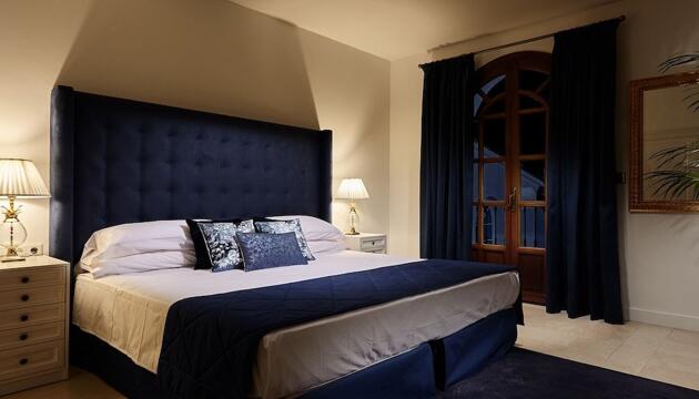Foto de Hotel The Touch Puerto Banus