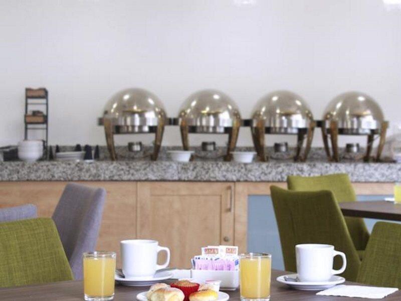 Hotel Vista Express Plaza Del Sol,