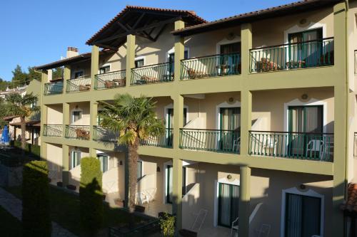 Foto del exterior de Samel Hotel
