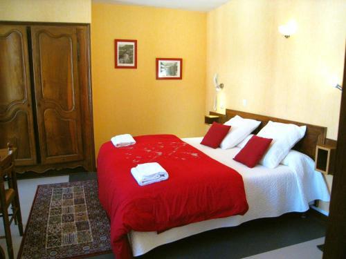 Foto de una habitación de Hôtel Les Templiers