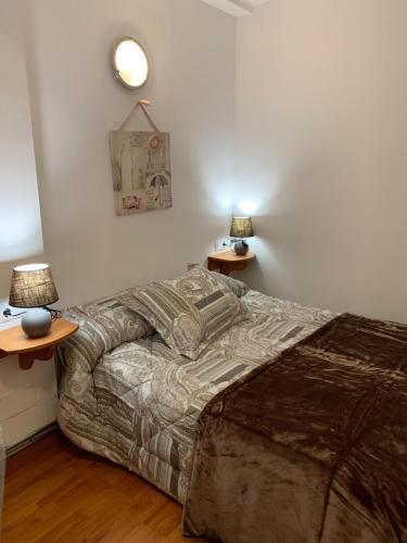 Foto de una habitación de Apartamentos Sant Jordi